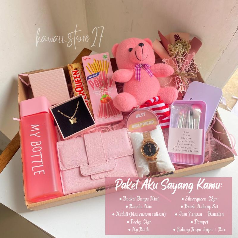 

Kado Untuk Cewek / Giftbox Cewek / Hampers Cewek / Kado Ulang tahun / Kado Wisuda / Kado Anniversary
