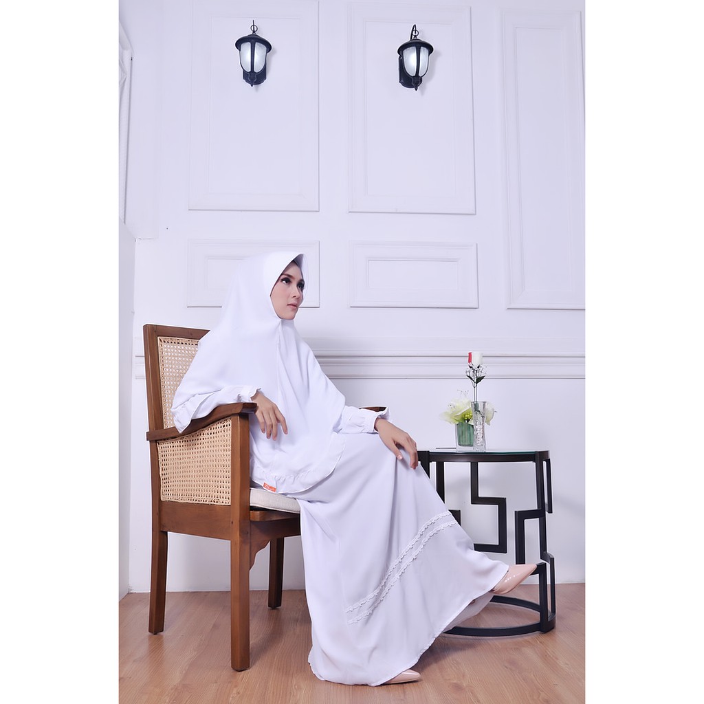 Baju gamis putih Maxi Bergo Wallpeach Catrina warna Putih NIBRAS NB 153
