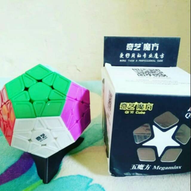 Rubik Megamix qiyi stikerless