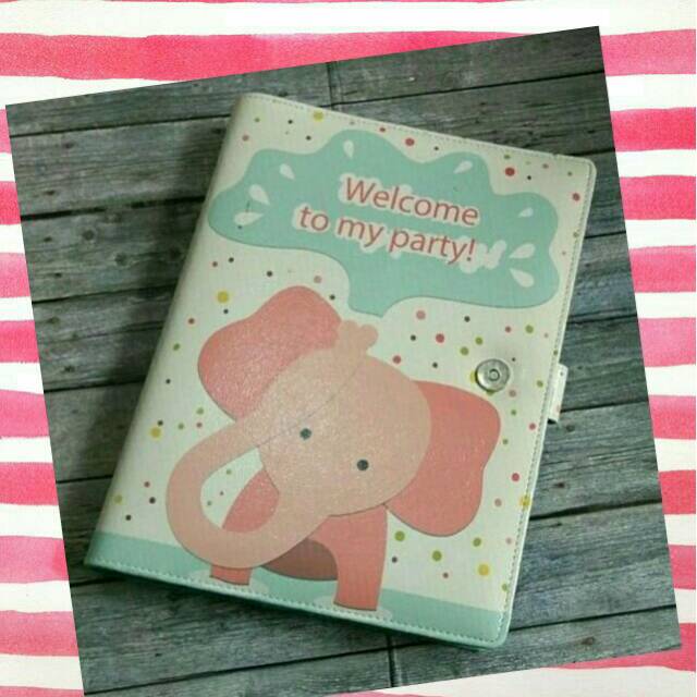 

Binder gajah pink
