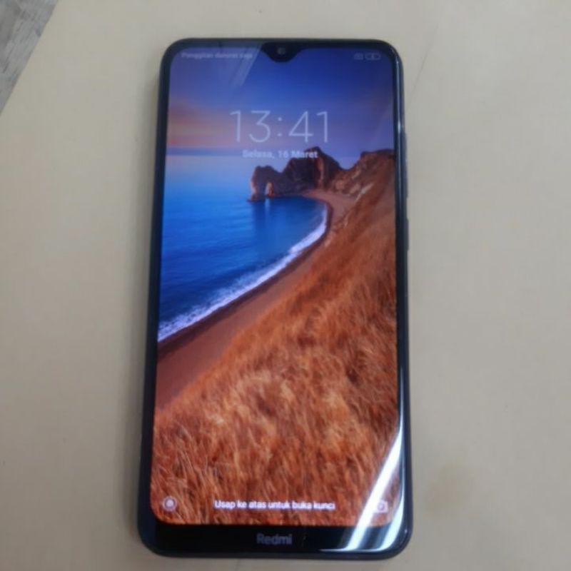 REDMI 8 ram 3/32 SECOND