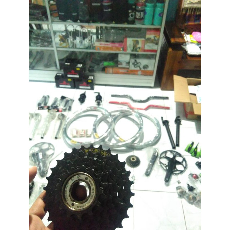 Sproket Suntour 7 speed ulir