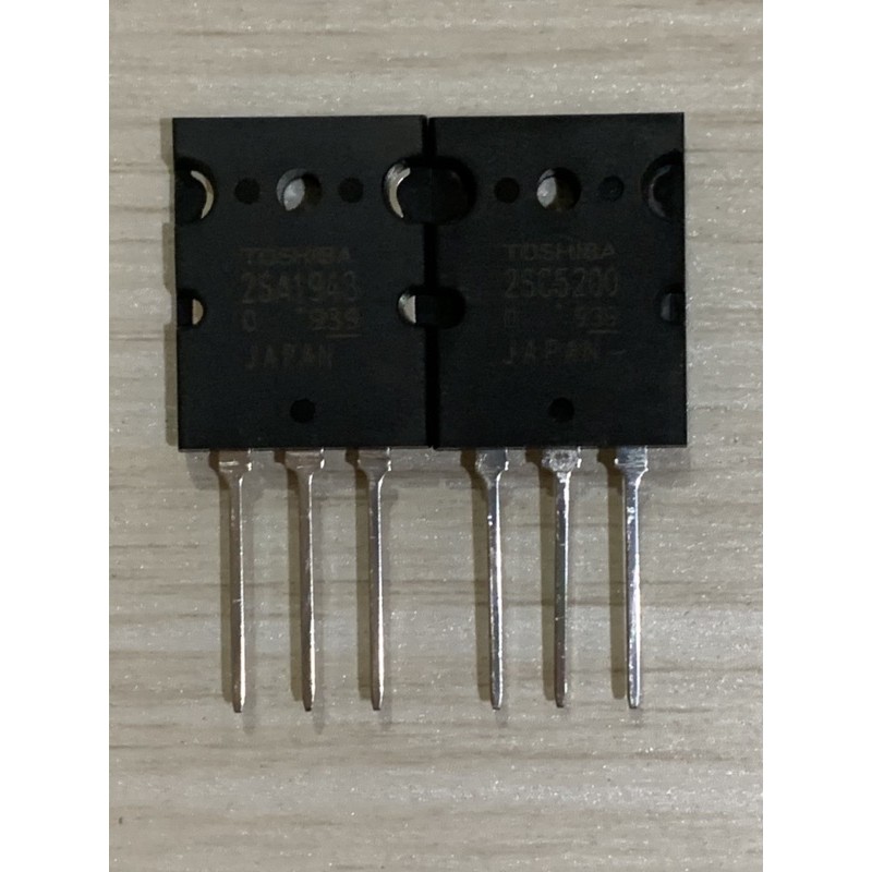 Transistor Toshiba 2SA1943 2SC5200 / A1943 C5200 ORI