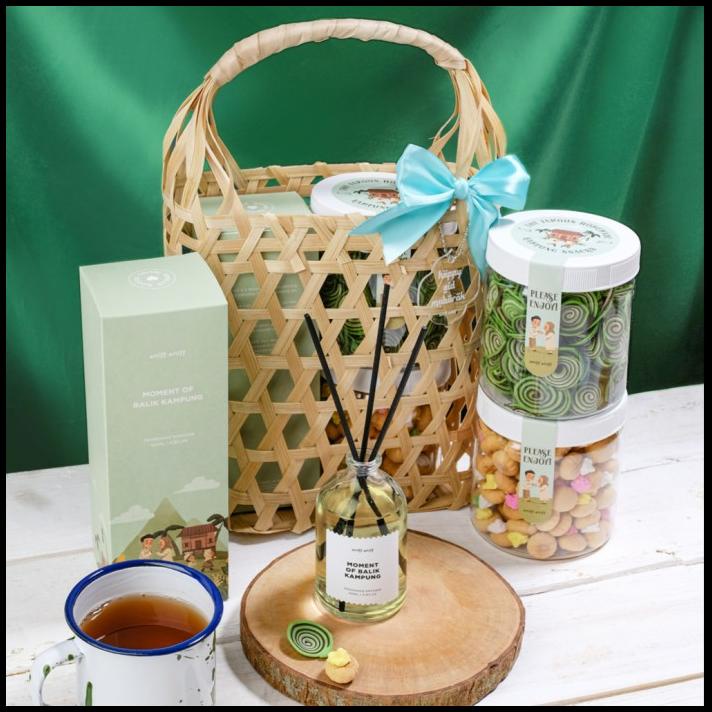 

Lebaran Hampers Balik Kampung - Sniff Sniff