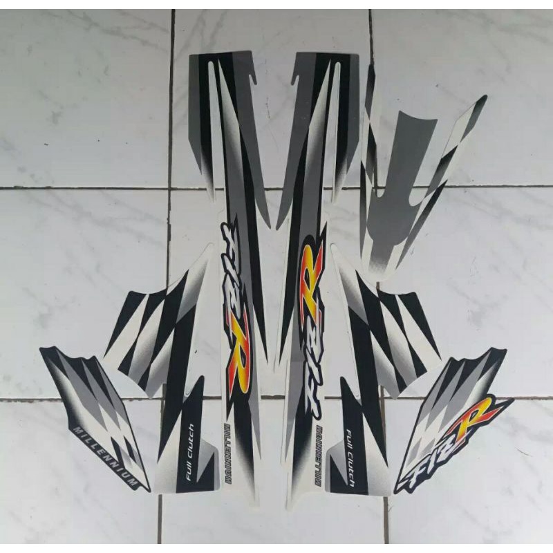 STRIPING FIZ R MILLENIUM HITAM PUTIH