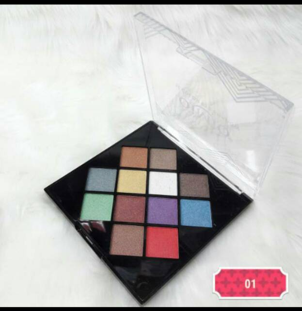 Eyeshadow oimion 12 warna