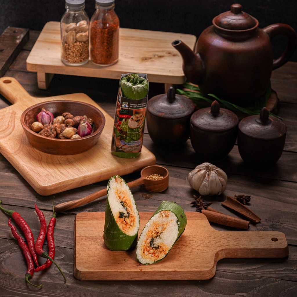 

Pisa Kafe Nasi Gurih Ayam Bumbu Ikan Teri