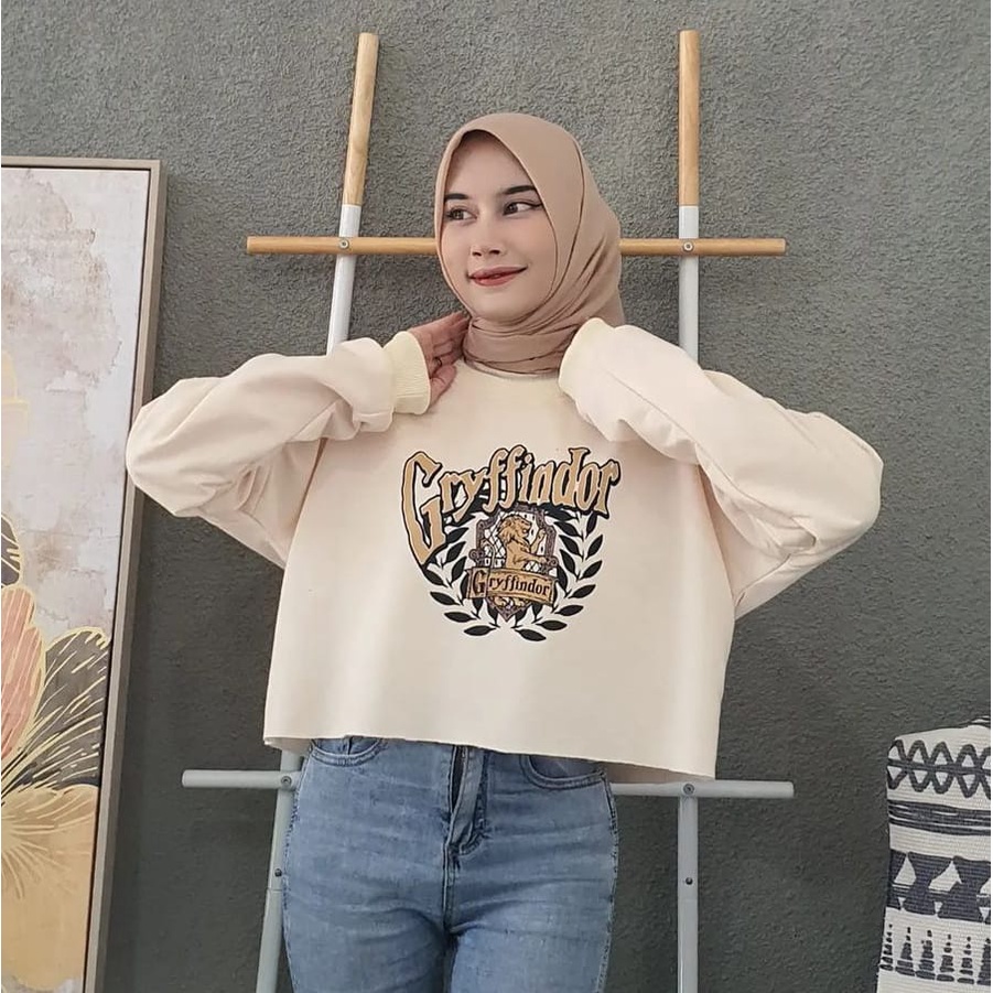 SWEATER CROPE WANITA GRYFINDOR CROOPE SWEATER TERLARIS