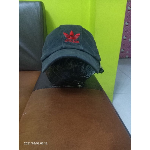 topi komando Adidas trefoil second
