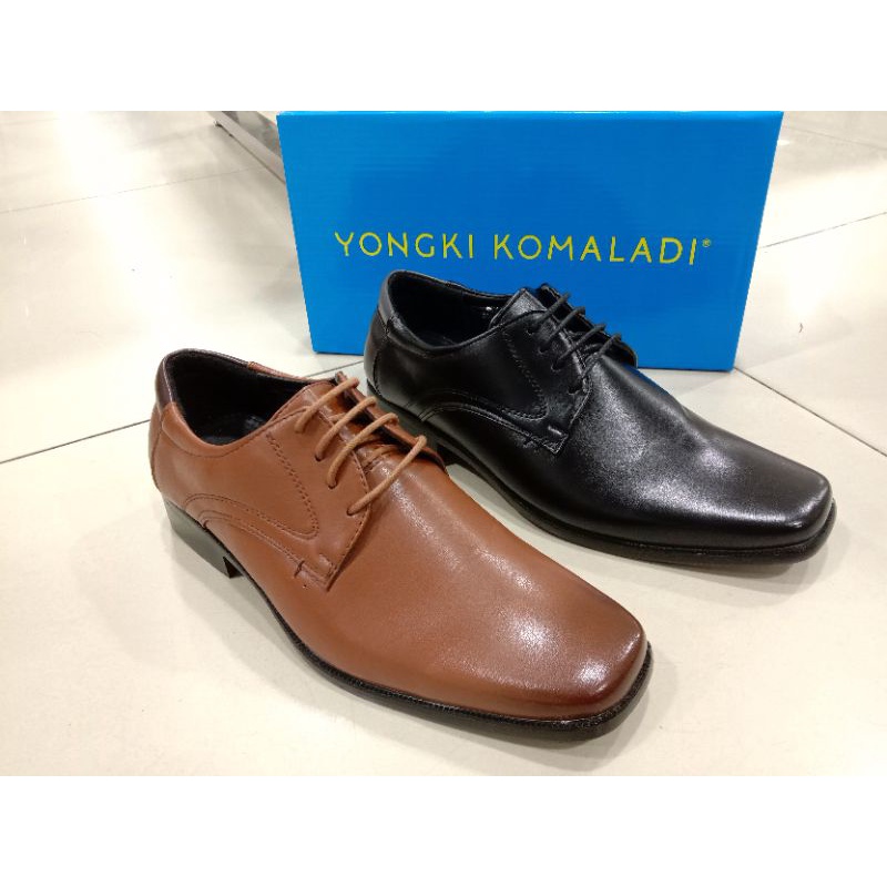 Sepatu kerja panthofel pria atau formal Yongki ORI MC1-01BC
