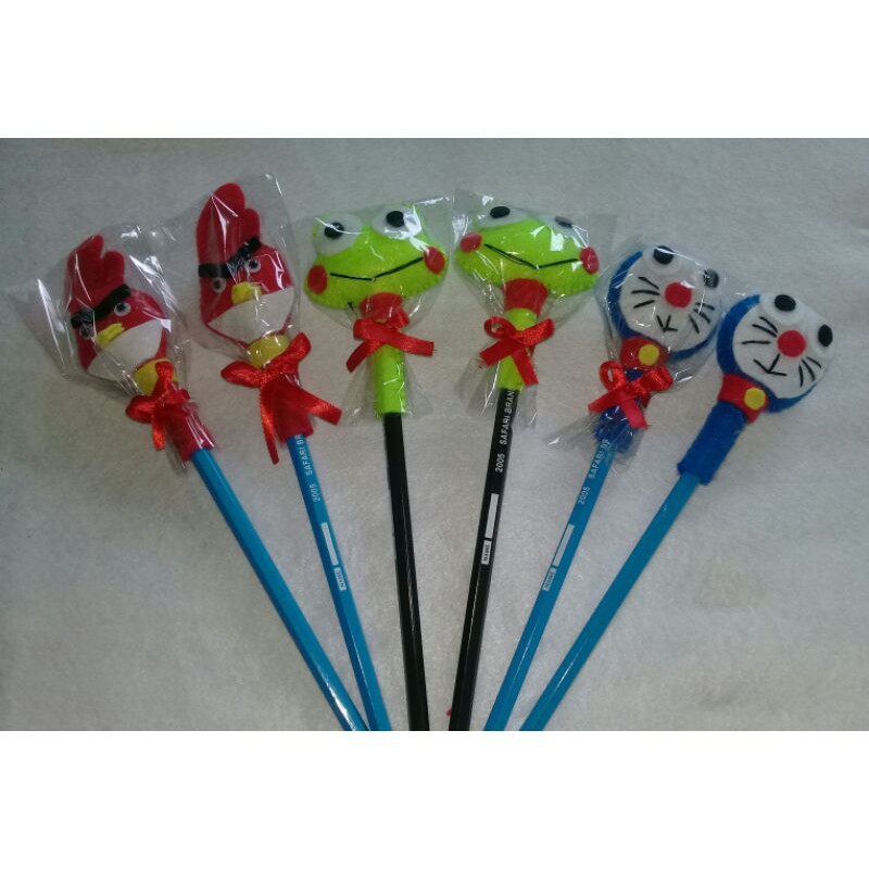 

pensil hias flanel karakter