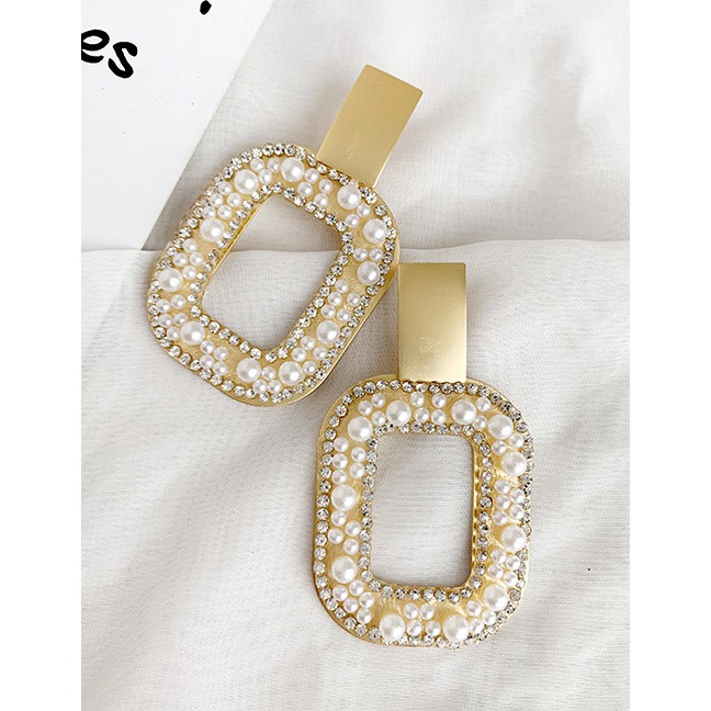 LRC Anting Tusuk Fashion Gold Alloy Diamond-studded Pearl Earrings F71706