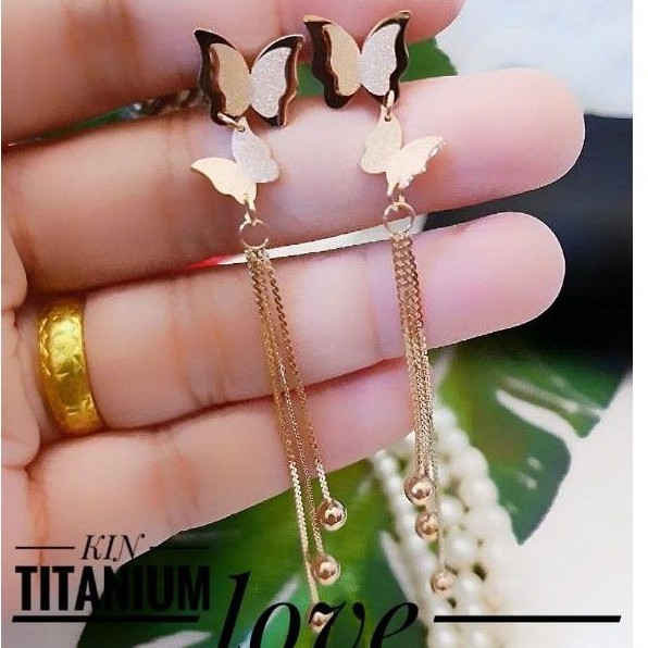 Titanium perhiasan antingan