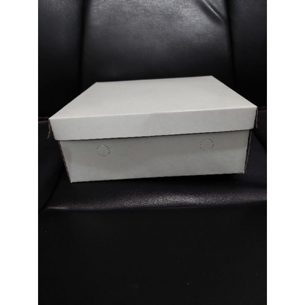 SNACK BOX DELIMA PUTIH 18X18CM