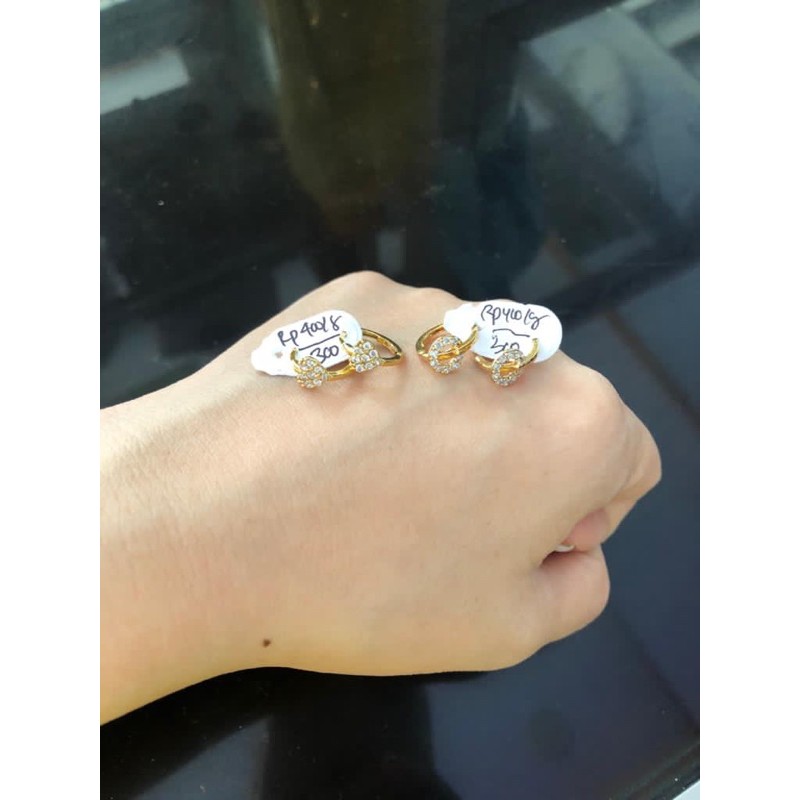 Anting klip love pmt emas asli kadar 300