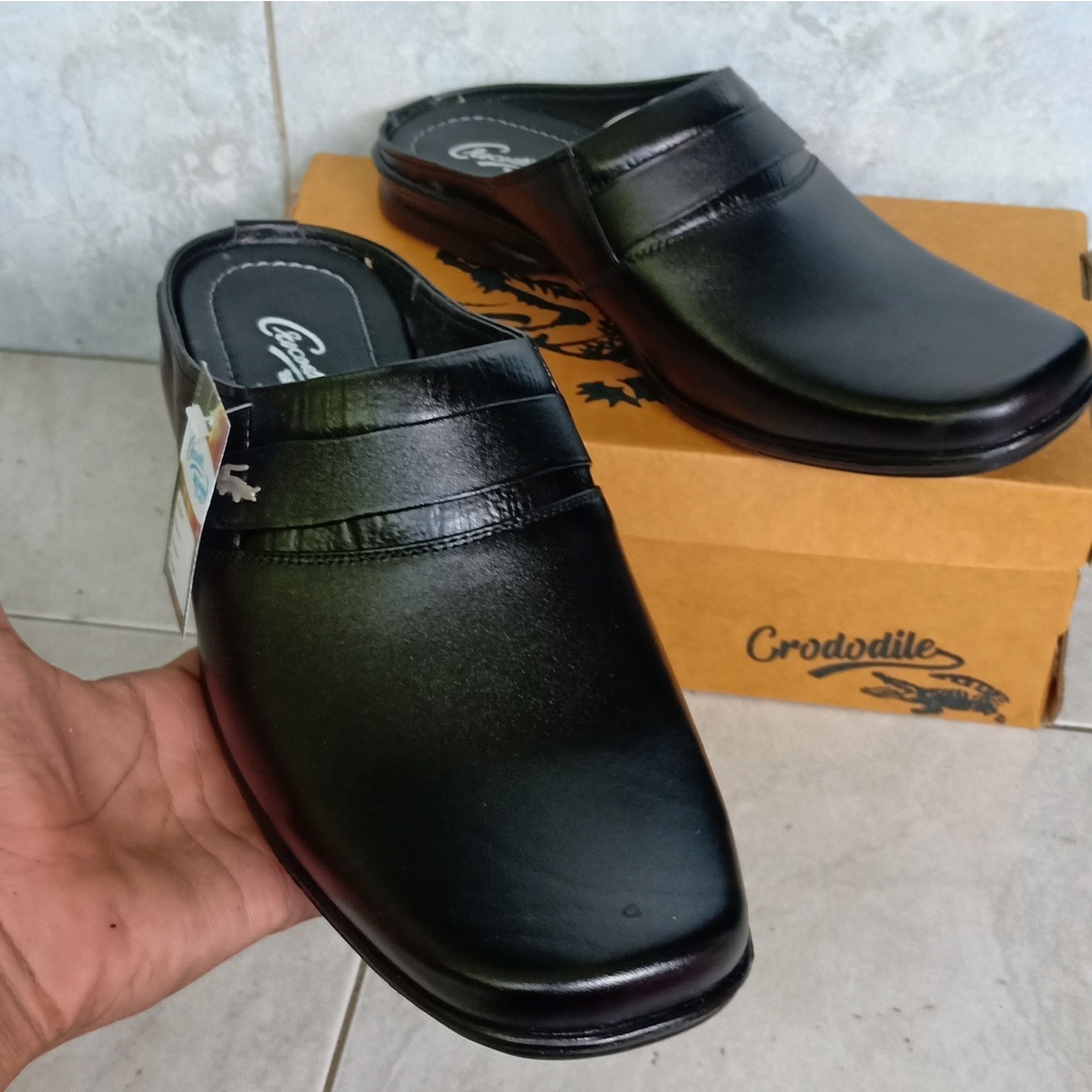 Sepatu Sandal Bustong Kulit Pria WL72 HItam Crododile