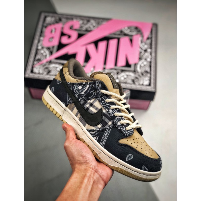 sepatu nike travis scott original