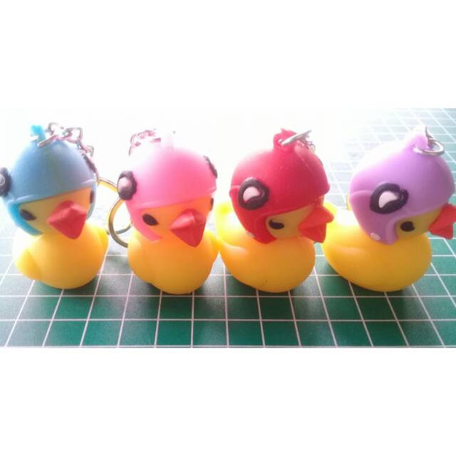 Gantungan Kunci / Tas / Keychain Bebek Kuning Helm Fungky Motor