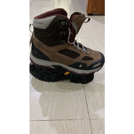 Sepatu vasque breeze wide gtx