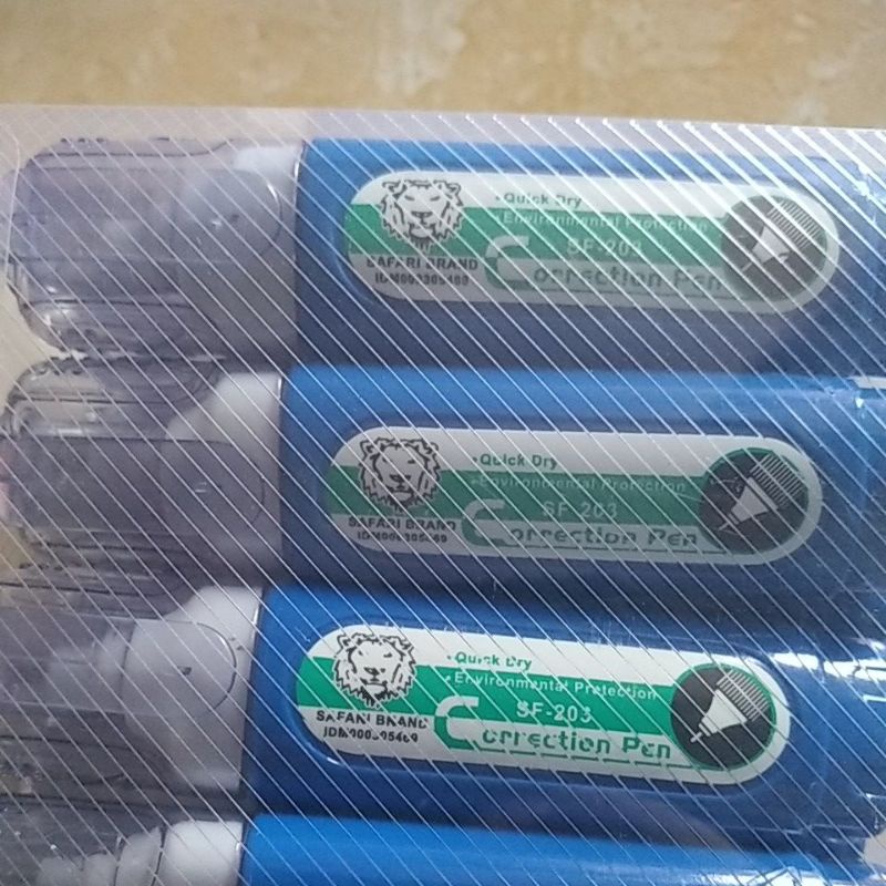 

1 lusin, 1 box, 1 pack isi 12pcs tip-ex cair SAFARI, MONTANA murah Correction pen opaquing fluid Correction fluid