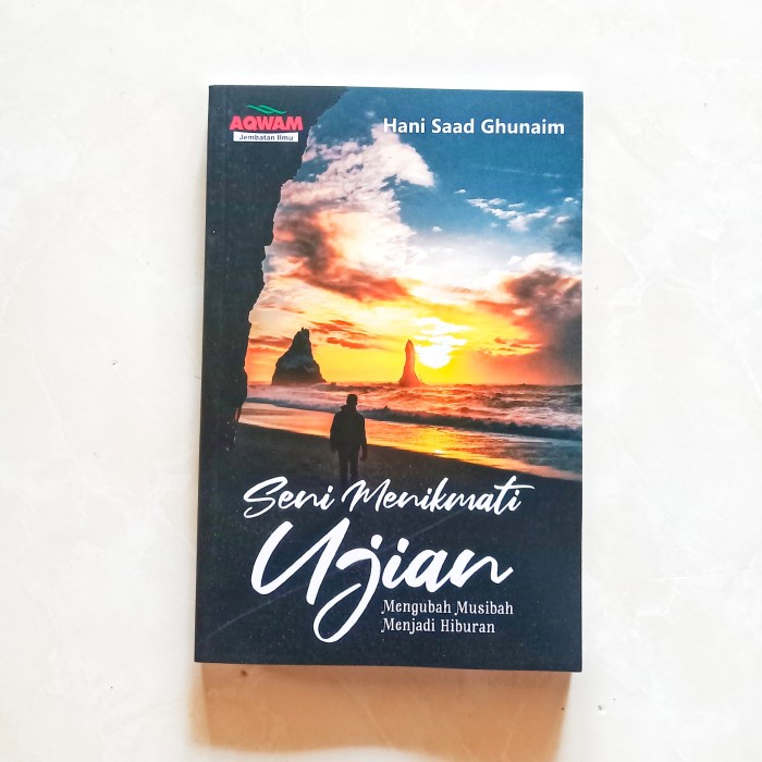 

Buku best seller seni menikmati ujian