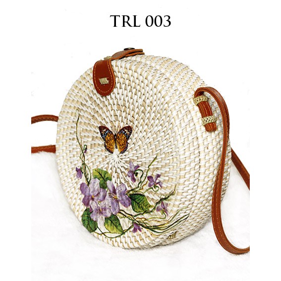 

The Ziel Tas Rotan Bali Bulat Diameter 20cm Lukis Decoupage Motif Bunga & Kupu TRL003