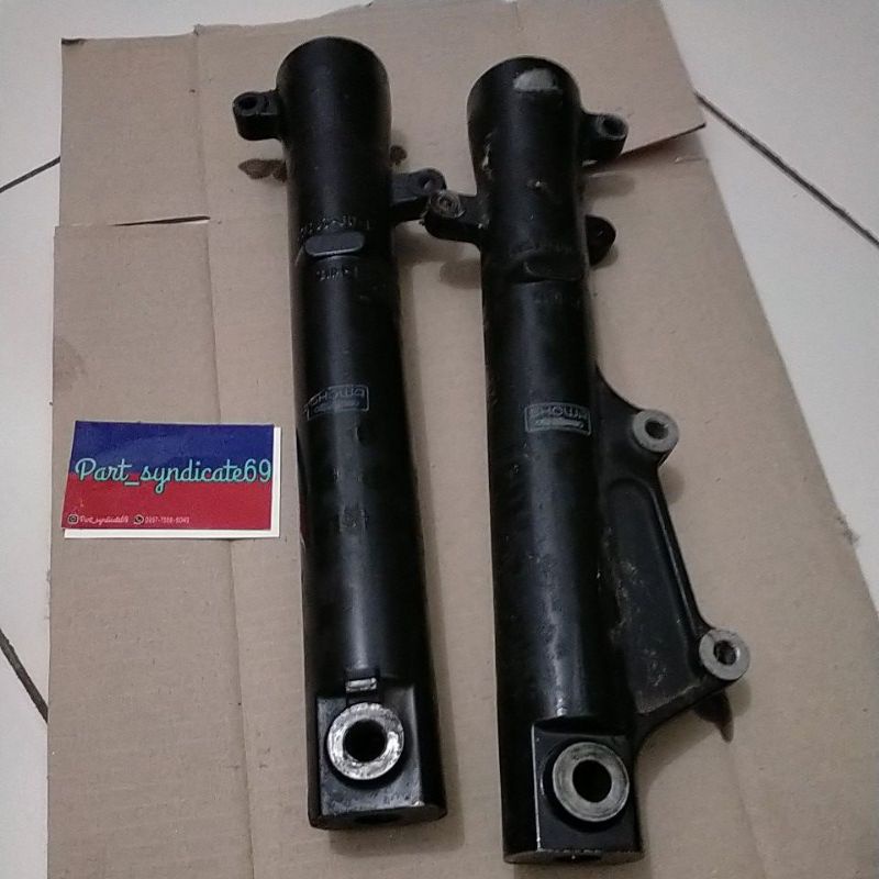 bottom shock depan tiger revo