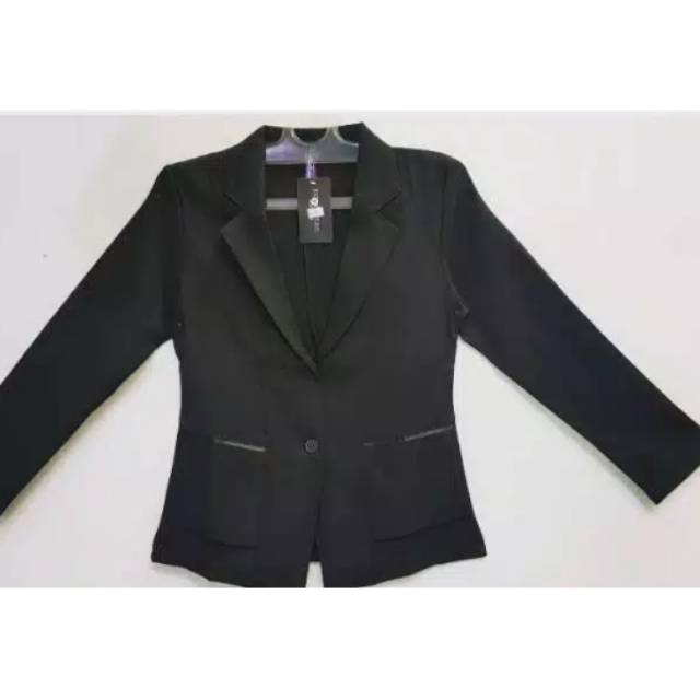 Blazer Jumbo wanita hitam