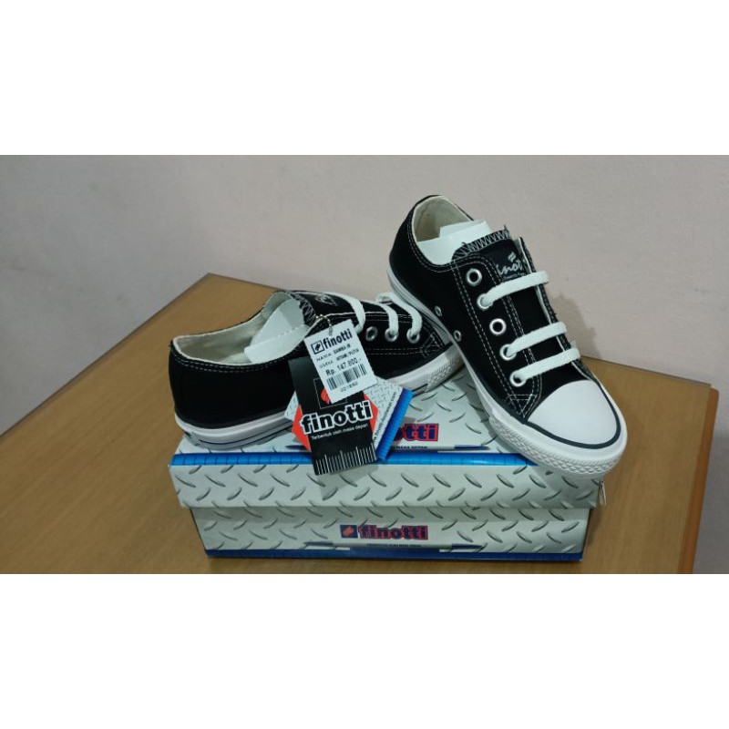 Sepatu Kanvas anak sekolah Finotti Samba JR
