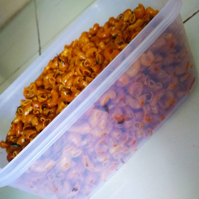 

MAKARONI BANTET DAUN JERUK