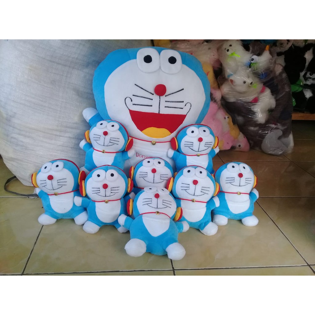 Boneka Doraemon Beranak