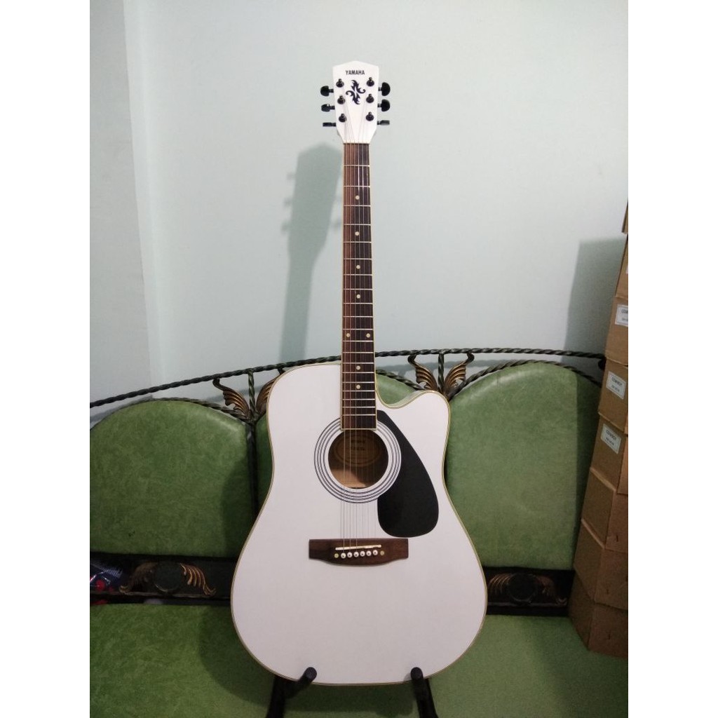 Unduh 570 Gambar Gitar Warna Putih  HD