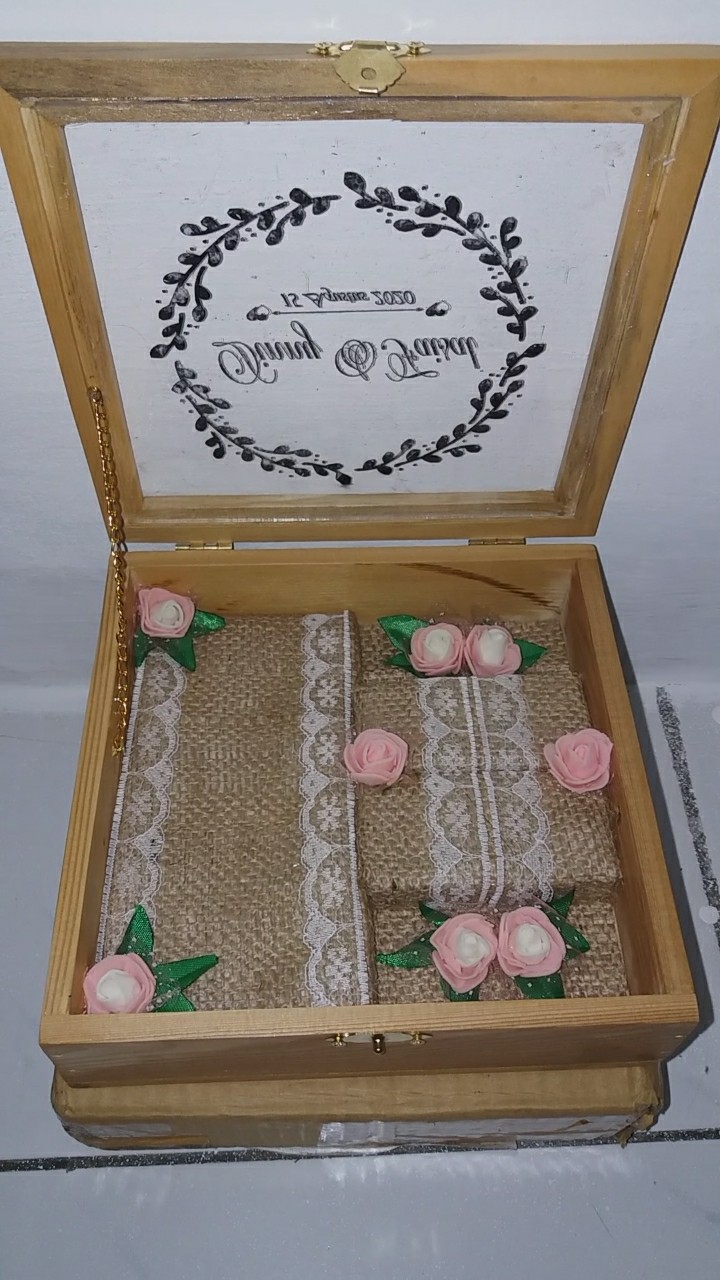 Kotak Mahar 2 Perhiasan Berbahan Kayu Palet