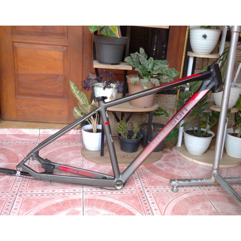 Frame Polygon Heist 5