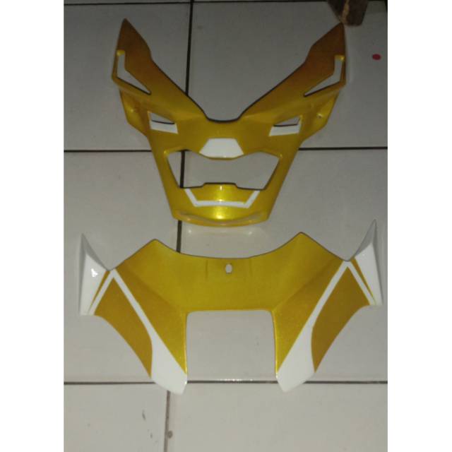Cover lampu depan + winglet beat new / beat street 2018