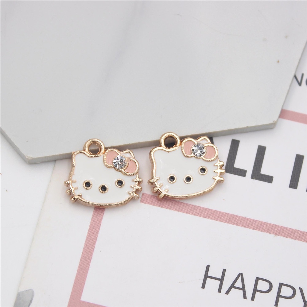 5pcs Liontin Kalung / Gelang / Anting Handmade DIY Bentuk Kartun Hello Kitty