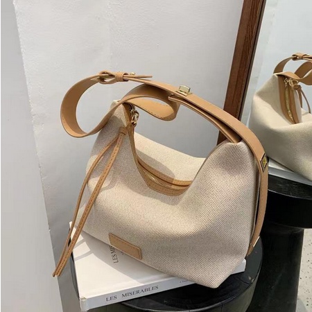 154, tas selempang wanita import fashion tas slingbag dan hand bag wanita terkiniian cantik dan termurah terlaris terpopular tas korea import best seller rdsn