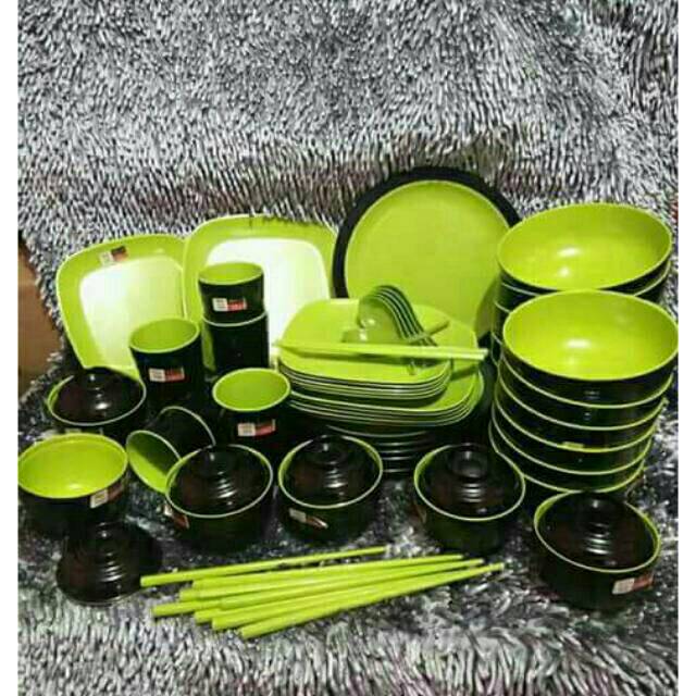 Set dragon melamin/peralatan makan