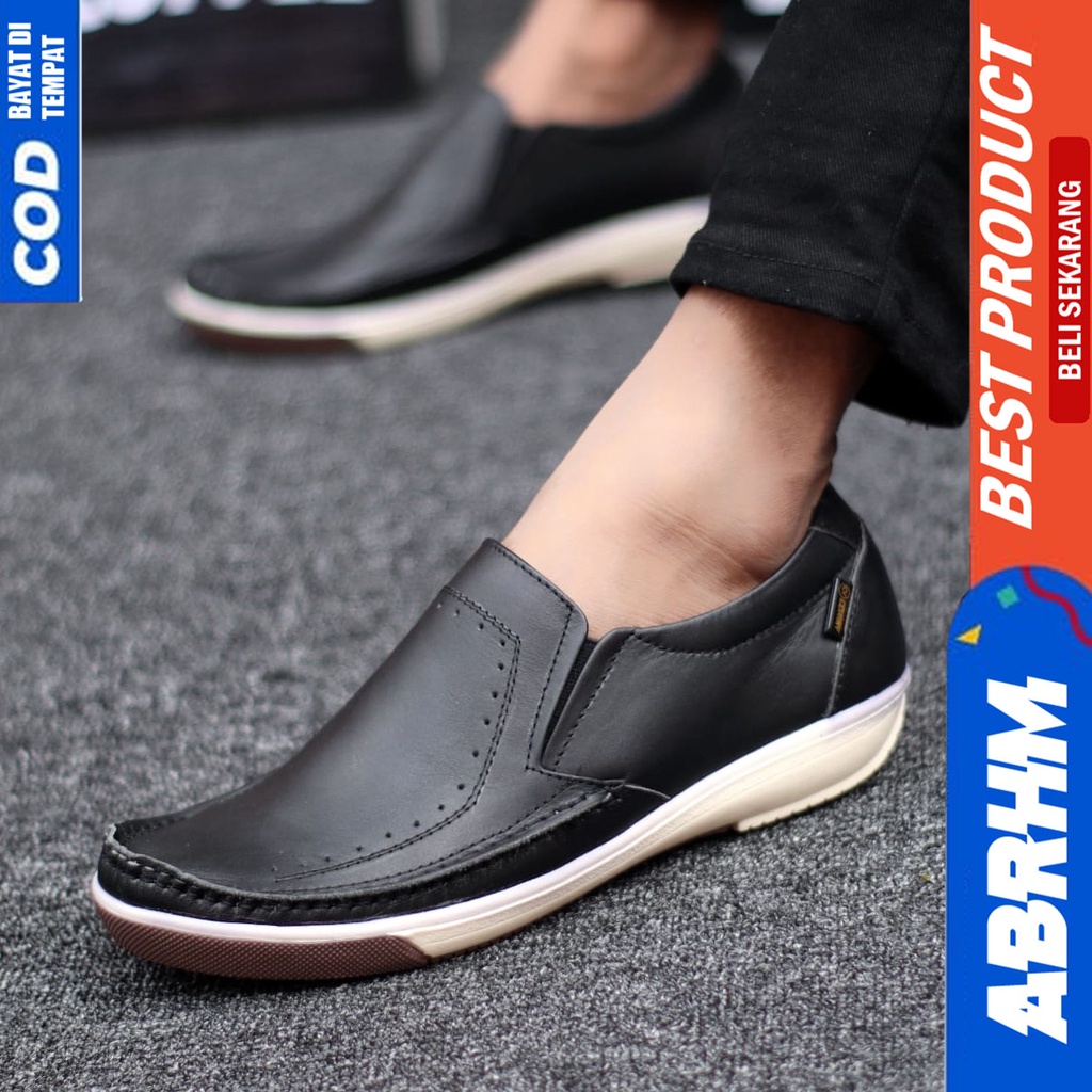 Sepatu Formal Pantofel Kulit Asli Kerja Pria Hitam ABRHM SANDRO