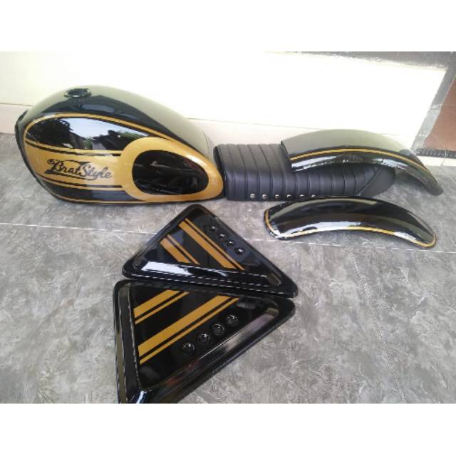 paket japstyle tangki triumph plus tutup tanki all motor