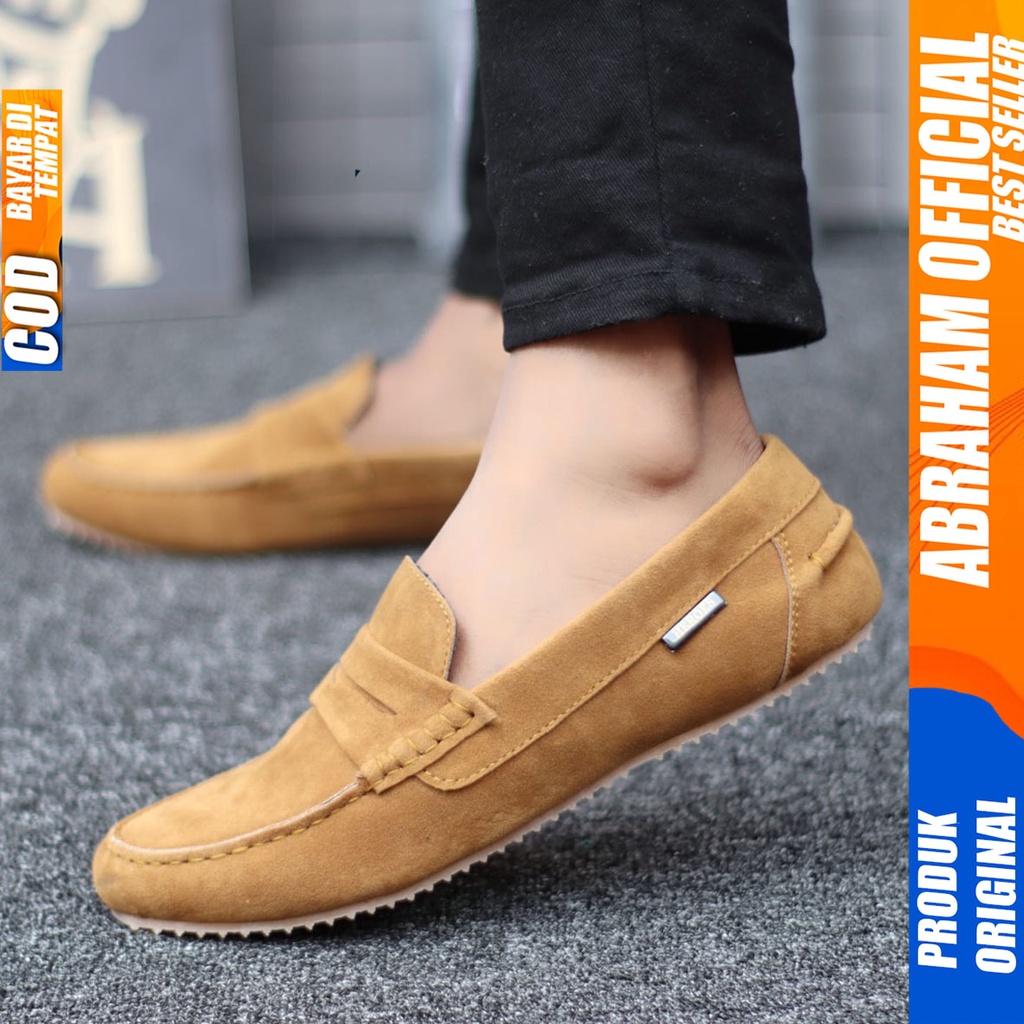 Sepatu Casual Slip On Santai Slop Antislip Hitam Kerja Pria Abraham Noah