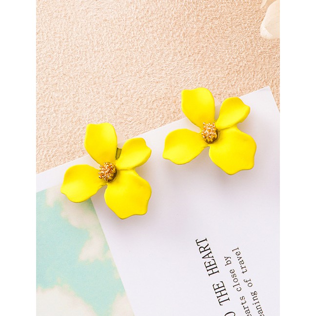 LRC Anting Tusuk Fashion Flower Shape Decorated Earrings