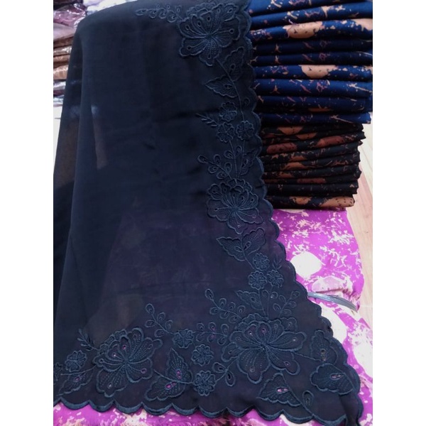 KEBAYA BORDIR HITAM
