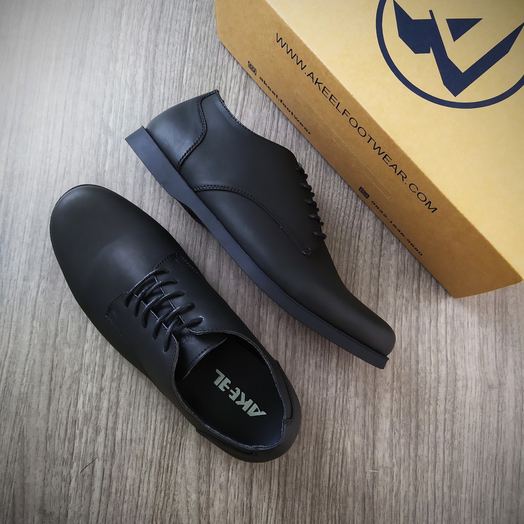 Sepatu Pantofel Pria Kulit AKEEL CRUX Plain-Derby Full Black | Shopee