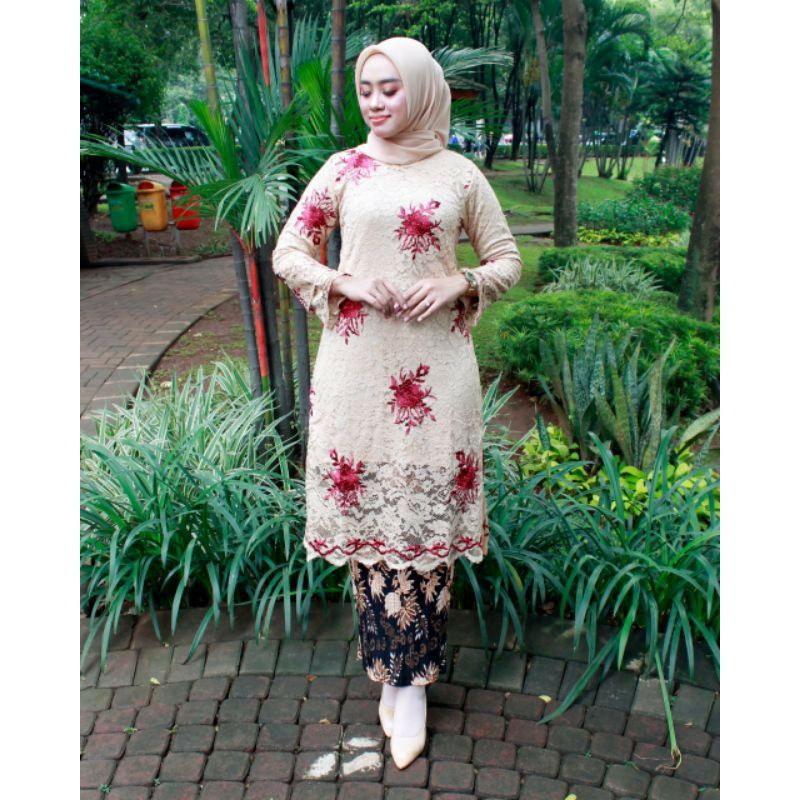 Kebaya Tunik Bordir Terbaru | Tunik Brokat Bordir | Kebaya Tunik Brokat Pesta
