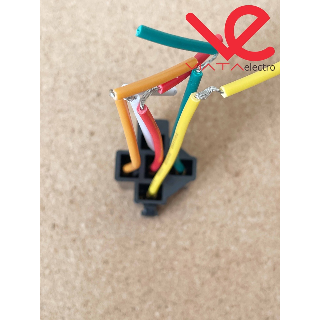 SOCKET RELAY MOBIL 5PIN (1 BH) SOCKET RELAY 5 KAKI SOCKET RELAY TRUK 5PIN