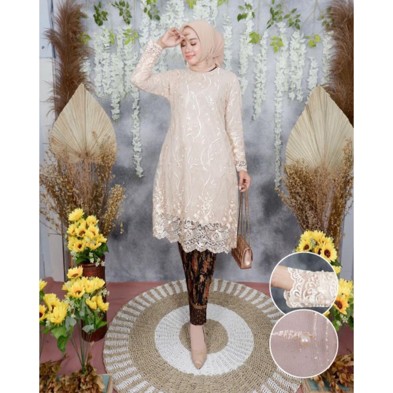 Kebaya Tunik / Kebaya Brokat / Kebaya Modern / Kebaya Favorite