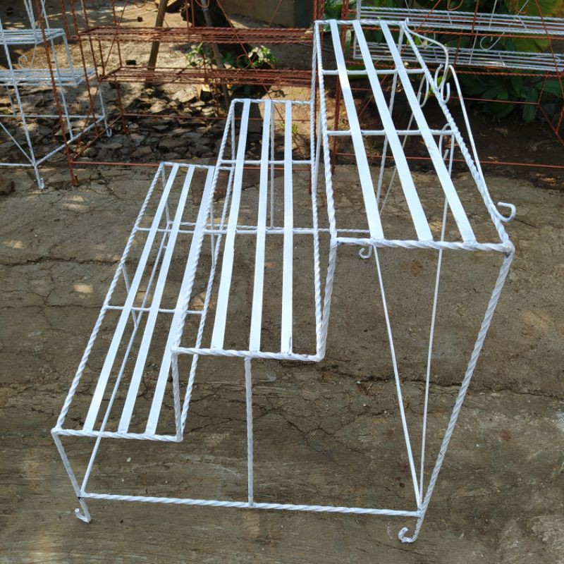 rak besi pot bunga 3 susun 100 cm