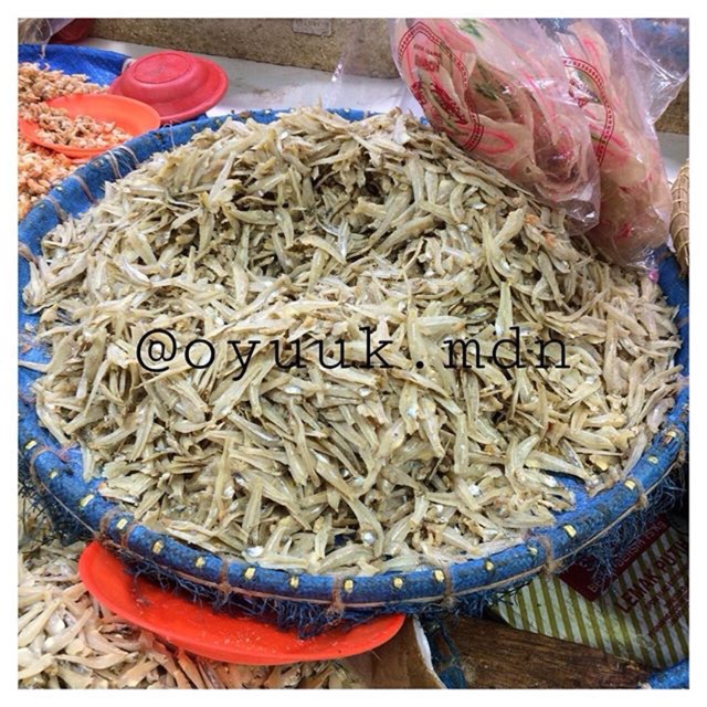 

Ikan teri daging/belah 1kg = Rp 110.000