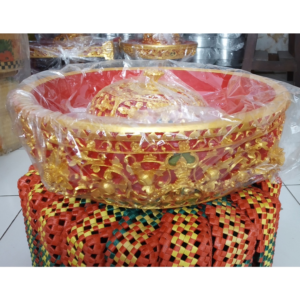 Wadah bokor ukir fiber bali diameter 30cm 1 set tatakan tutup